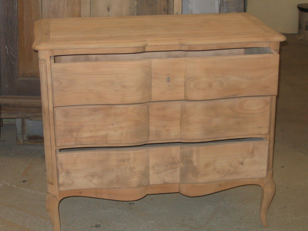 decapage-de-meuble-bois-commode décapage à sec du bois sculpter près de Poitiers