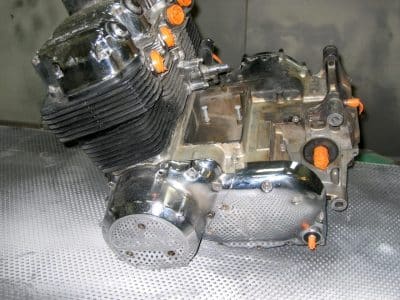 nettoyer un moteur de moto par cryogénie