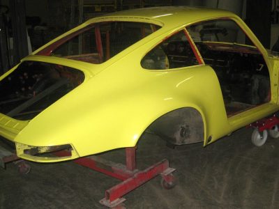 restauration-automobile-porsche-911 decapsoft professionnel du decapage et de la restauration de porshe 911