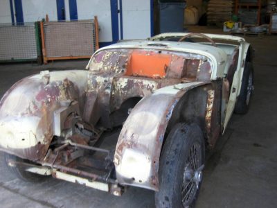 decapage sablage chassis carrosserie triumph tr3 vienne