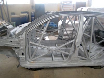 sablage chassis tubulaire préparation rallye voiture de compétition